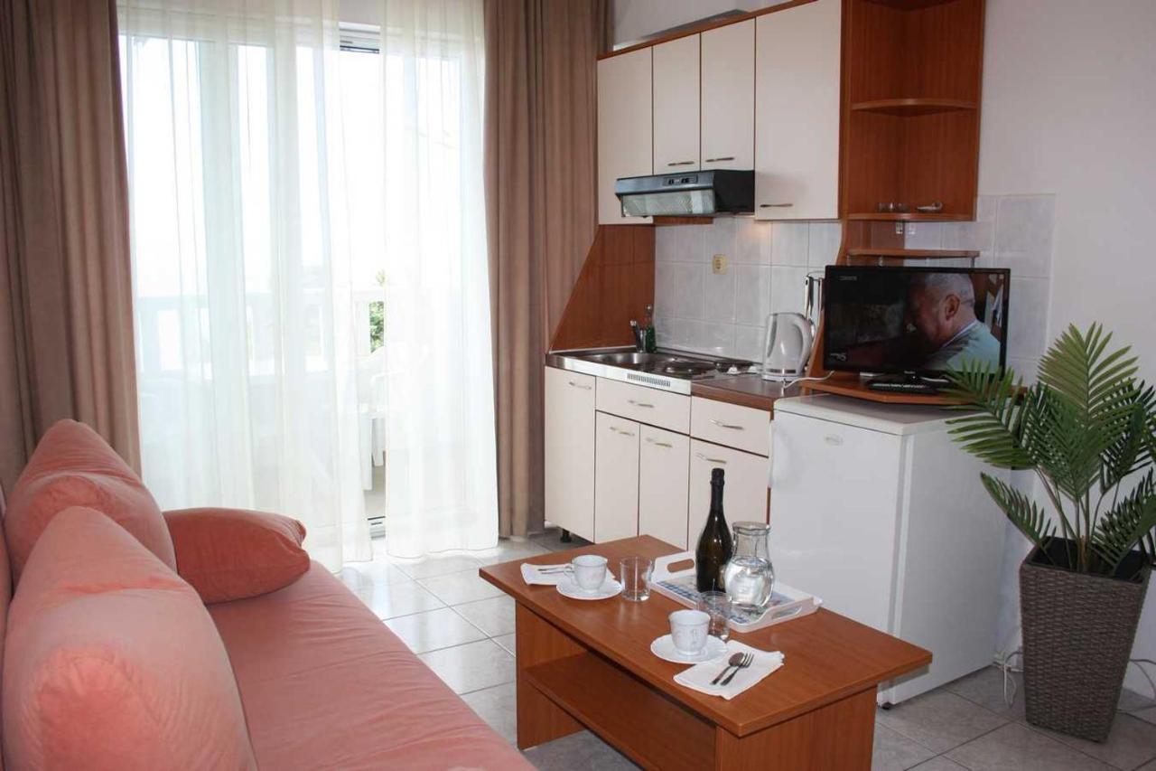 Villa Dvor Apartments Omis Ngoại thất bức ảnh